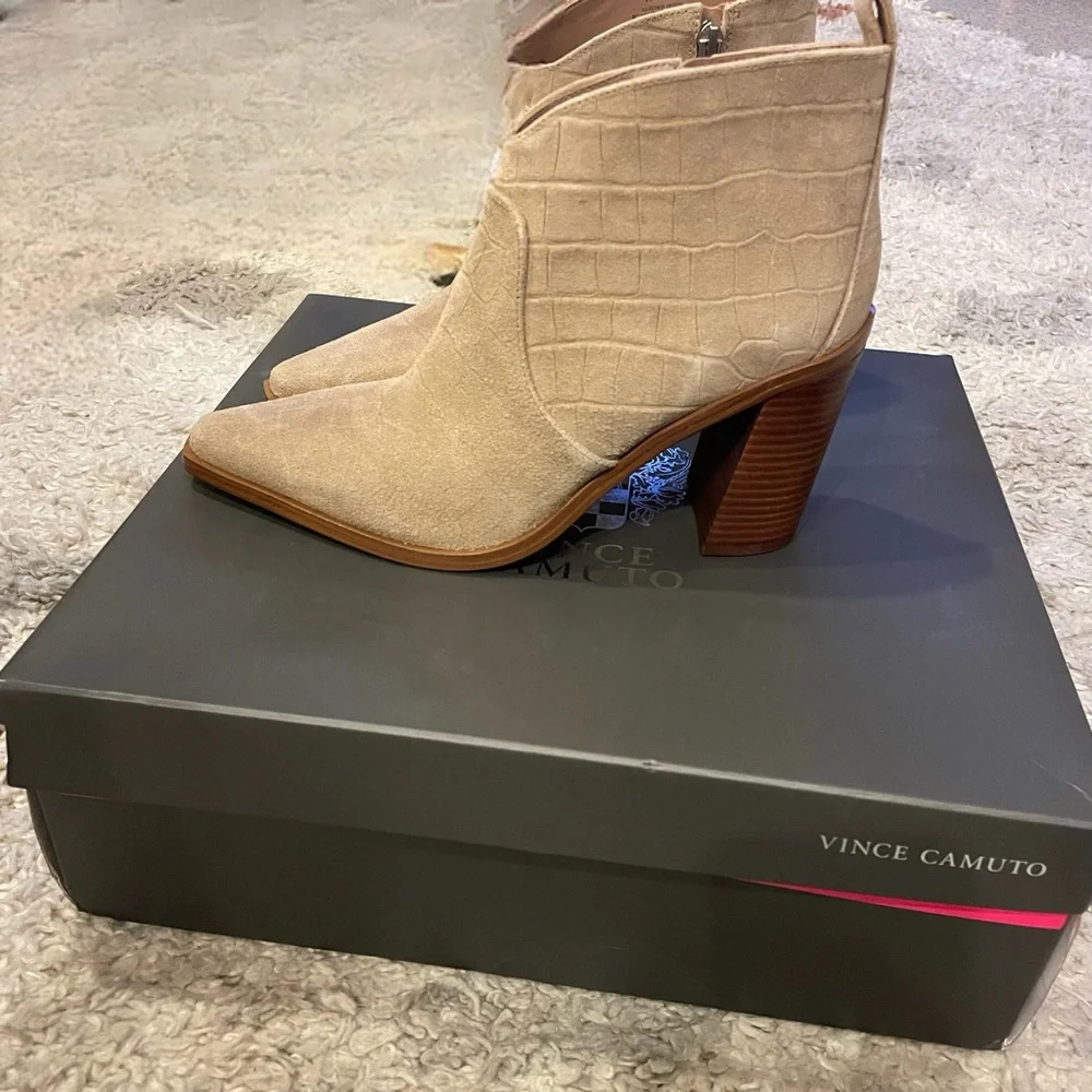 Vince Camuto x Almost Ready Winndie Heeled Boots in Truffle Taupe in box - Picture 1 of 11